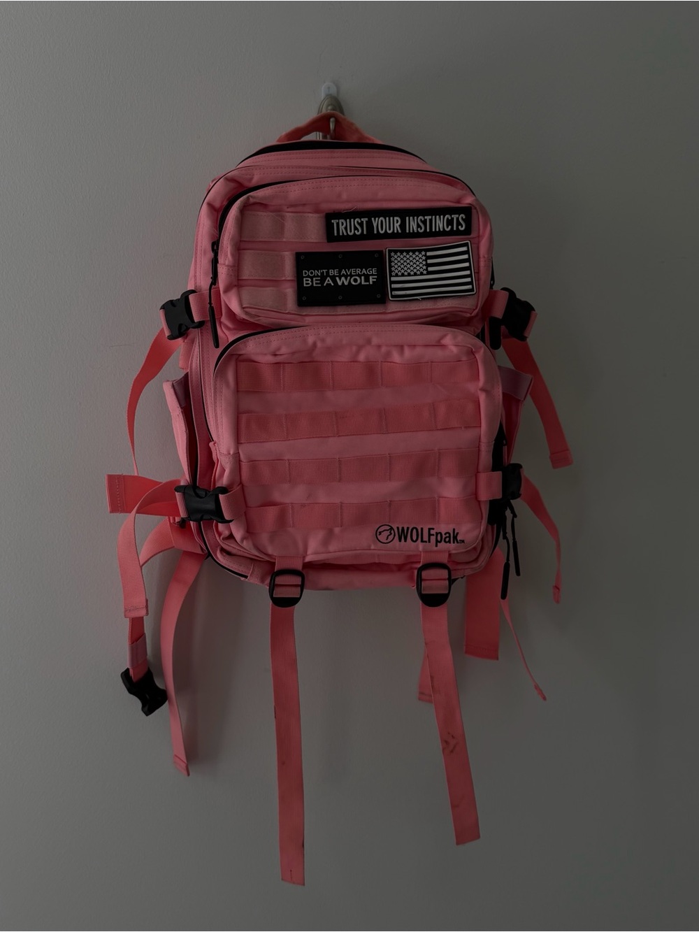 WOLFpak Gym Backpack in Pink - Multiple Pockets 35L - Picture 2 of 5